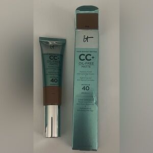 IT Cosmetics CC+ Oil-Free Matte Cream - Shade “Deep” Brown